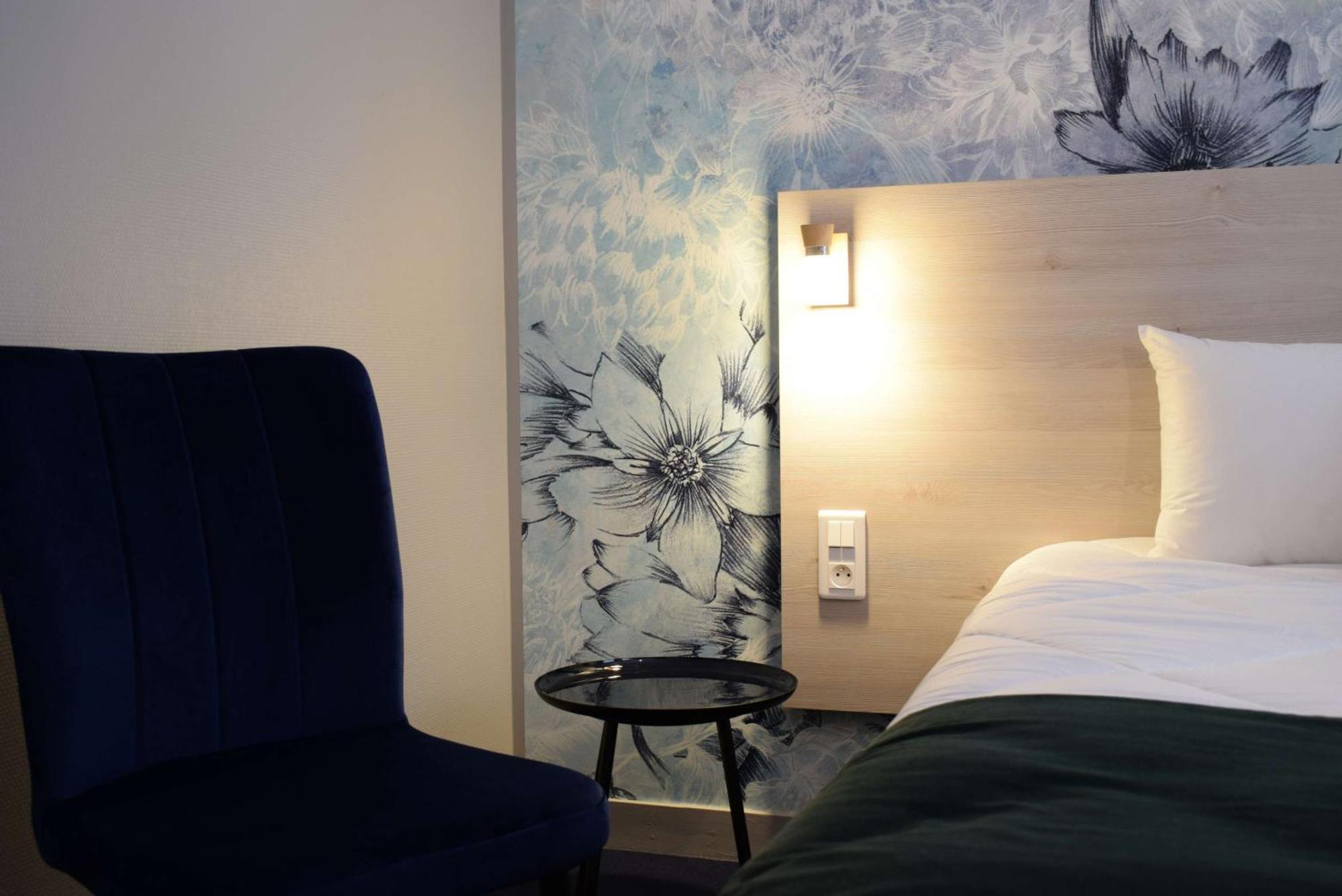 Brit Hotel Au Pays De Vitre Etrelles ภายนอก รูปภาพ